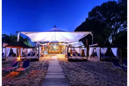 Island Beach Resort - Adults Only - 18