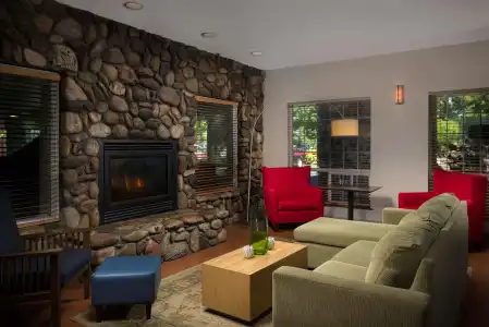 Country Inn & Suites by Radisson, Portland International Airport, OR - 1