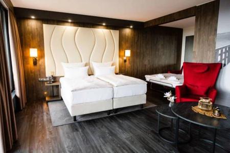 PLAZA Premium - 75