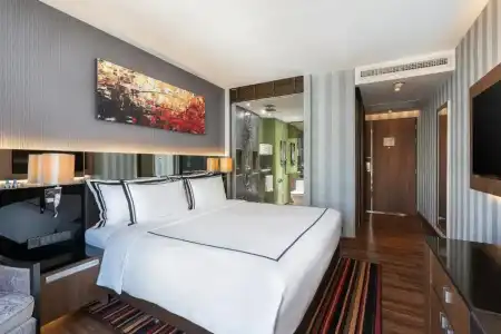 Montraj Continent Sukhumvit Bangkok - 75