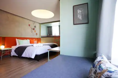 Samsen Street - 68