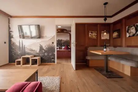 Das Parkhotel - 77