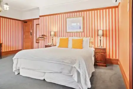 The Wellesley Boutique - 13