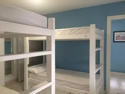 Oh My Hostel - 1