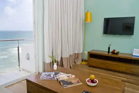Ocean Edge Suites & Colombo - 36
