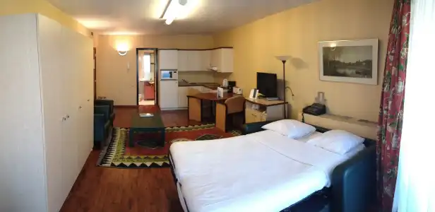 B-ApartMontgomery - 41