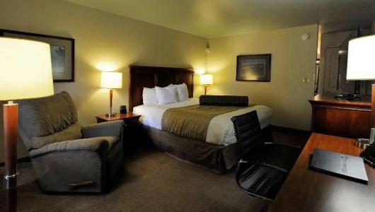 Best Western Plus Clocktower Inn - 126