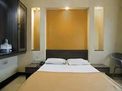 Royal Regency Lodge - 35