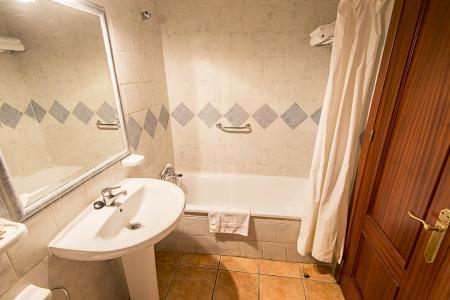 Hostal Marissal by Dorobe - 9