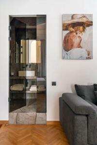 Athens Flair - 111