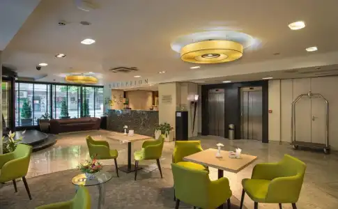 Rosslyn Thracia - 21