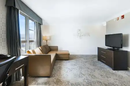 Sandman & Suites Kelowna - 45