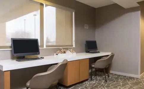SpringHill Suites by Marriott Grand Rapids North - 3