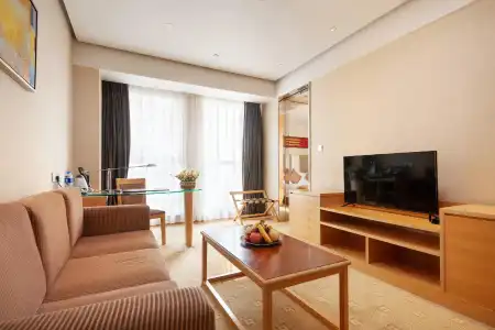 Regal Jinfeng - 78