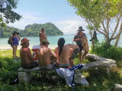 PP Red Tuna Hut - 37