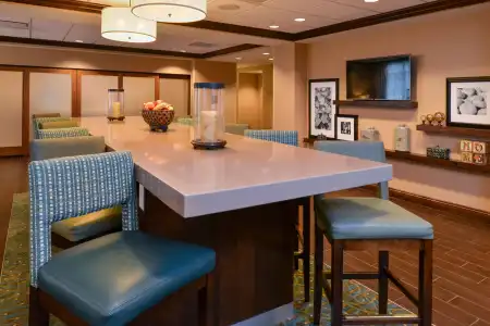 Hampton Inn Omaha Midtown-Aksarben Area - 15