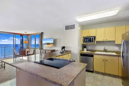 Kahana Beach Vacation Club - 21