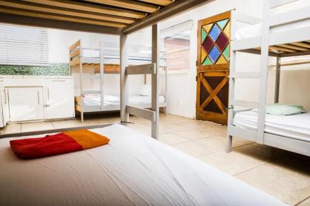 ITH Beach Bungalow Surf Hostel - 34