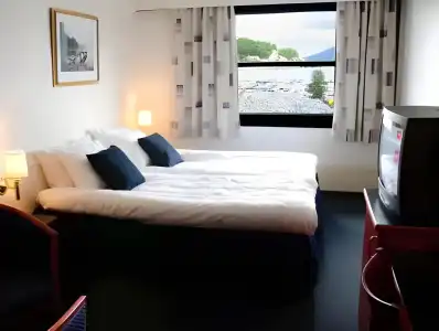 Thon Sandnes - 37