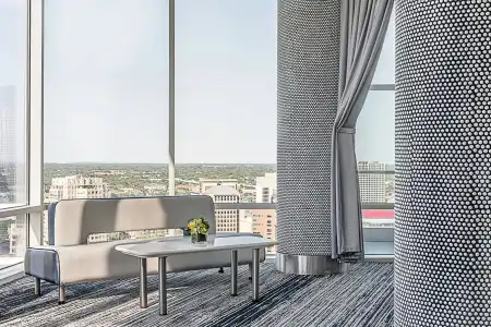 W Dallas - 34