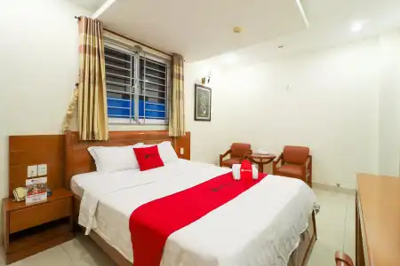 RedDoorz near Gia Dinh Park - 2