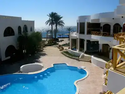 Red Sea Relax - 11