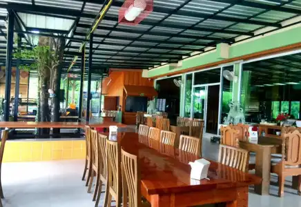 Ruen Narisra Resort - 17