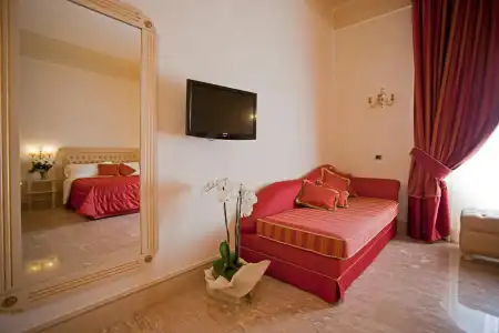 Cavour - 17