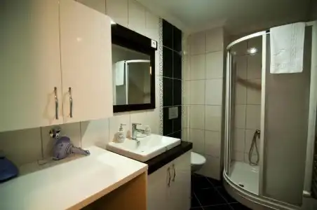 Aymira Suite - 8
