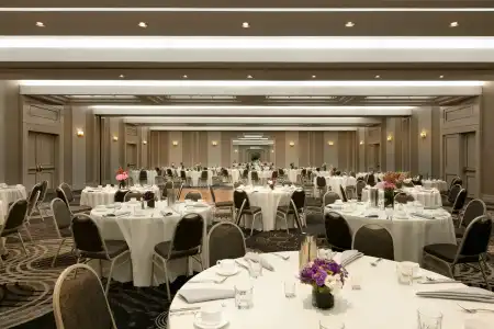 DoubleTree by Hilton New York LaGuardia Airport - 32