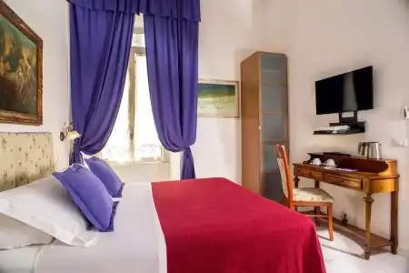 Roma Central Guest House - 45
