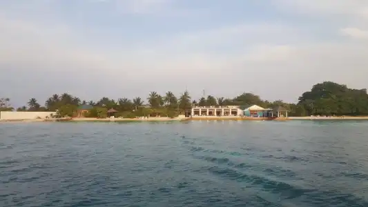 Lagoon View Maldives - 28