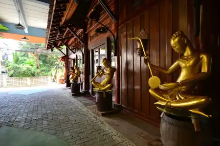 True Siam Phayathai - 26