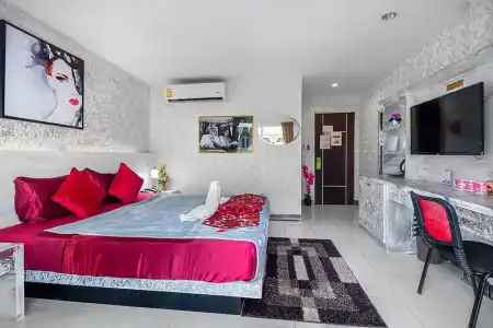 The Shades Boutique Patong Phuket - 58