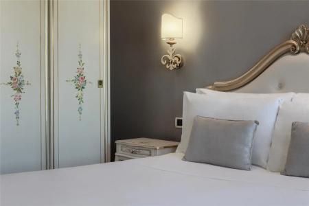 Olimpia Venice, BW signature collection - 74
