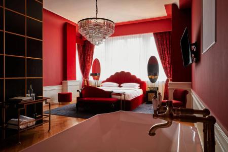 Provocateur, Berlin, a part of Sircle Collection - 67
