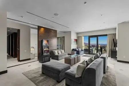 Beautiful Palms Place Suite - 334