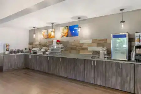 Comfort Suites Nashville Airport - BNA - 31
