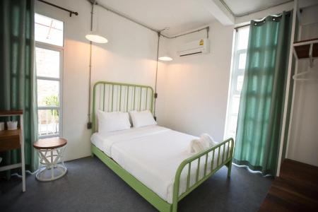 Memmoth Cafe & Hostel in Lampang - 65