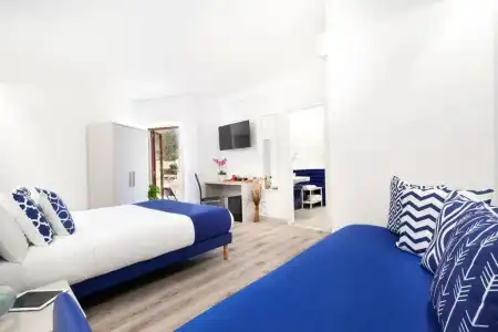Sirocco Suites - 55