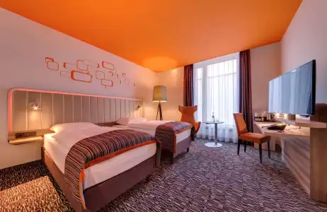 Park Inn by Radisson Neumarkt - 5