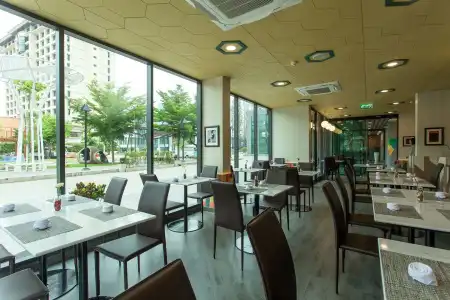 Prime Square - 18