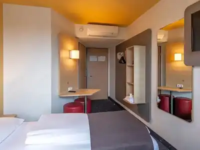 B&B Schweinfurt-Süd - 46