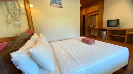 Phi Phi Don Chukit Resort - 41