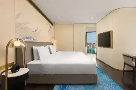 HUALUXE Shanghai Changfeng Park by IHG - 45