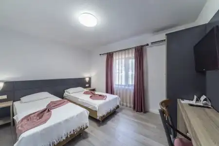 Laden - 28