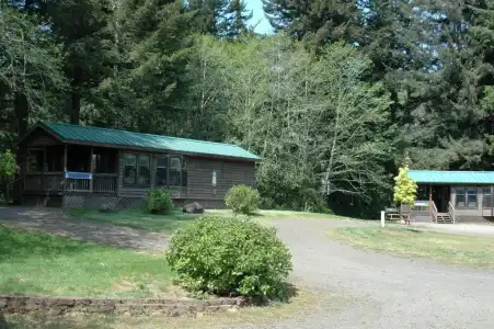 Park Motel and Cabins - 77