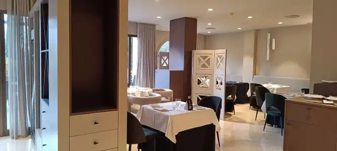Best Western Premier CMC Girona - 32