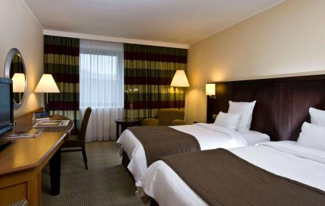 Radisson Blu & Conference Centre, - 0