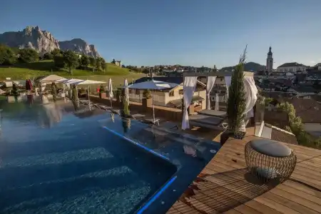 ABINEA Dolomiti Romantic Spa - 9